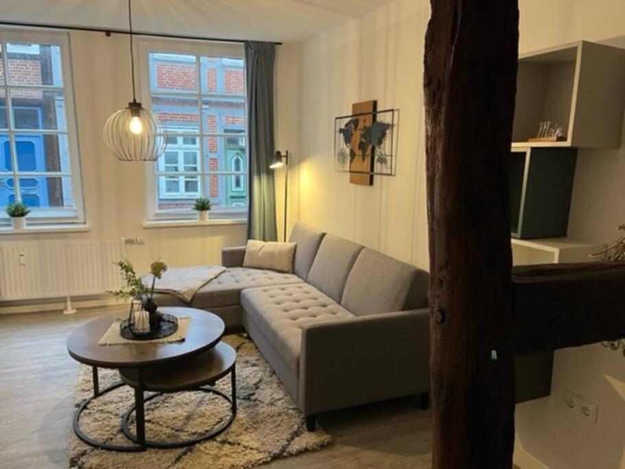 Gemuetliche Ferienwohnung Mitten In Der Historischen Stader Altstadt Exterior foto
